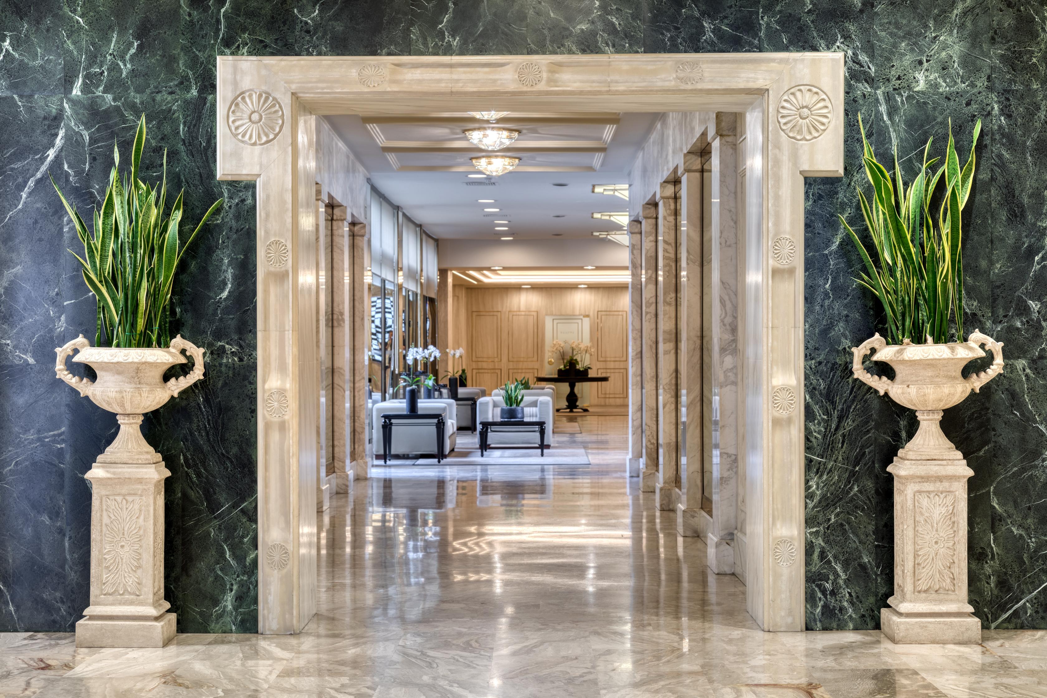Divani Palace Acropolis Athens Exterior photo Entrance to the lobby